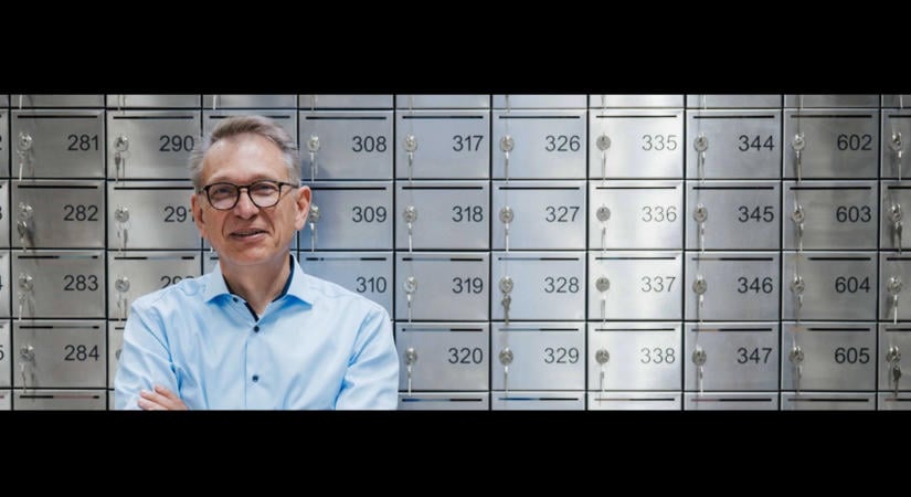 Made in Germany: Hárommillió postaláda és csomagautomata egy Smart Factoryból