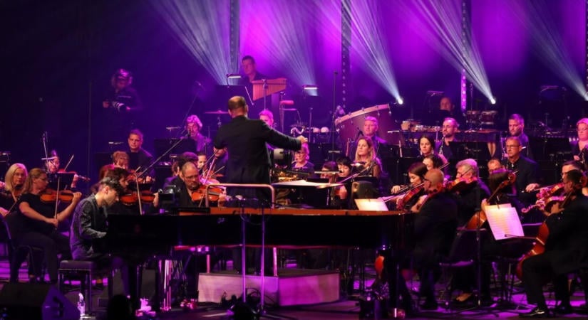 A Győri Filharmonikusok Liszttel érkeznek a kismartoni kastélyba