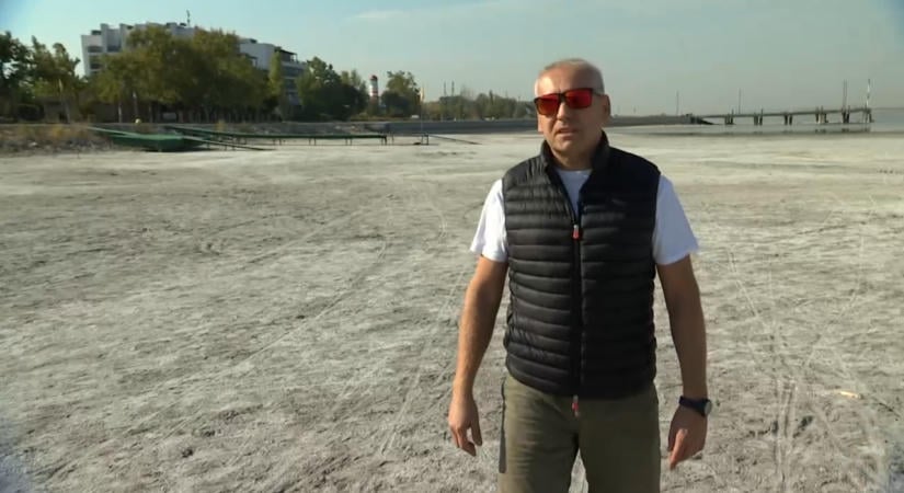 Reped a part, kiszárad a meder: mi menthetné meg a Velencei-tavat?