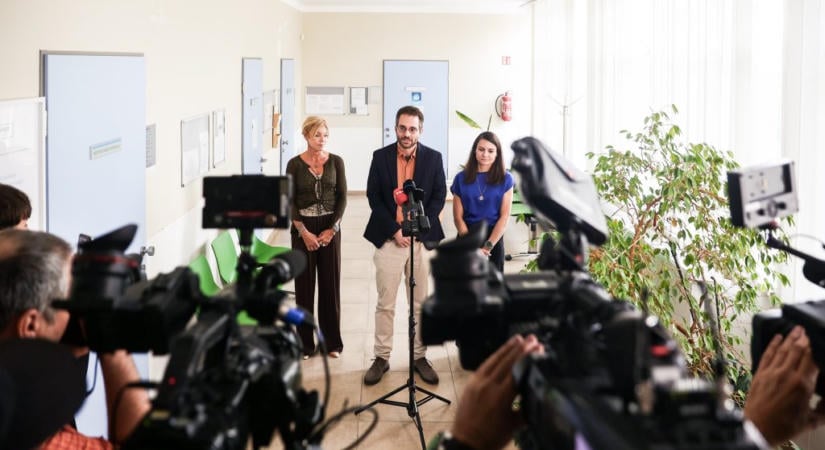 Traumaérzékeny nőgyógyászati rendelő nyílt Budapesten, Renner Erika segíti az orvosok és pszichológusok munkáját