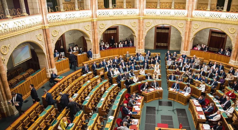 Munkaszüneti nap lehet december 24., a KDNP saját győzelmeként tekint a javaslatra