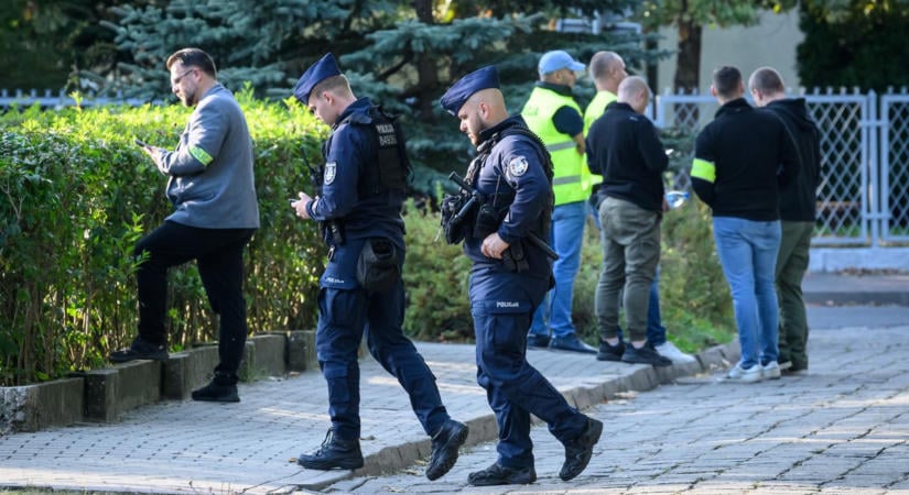 Késelés történt egy lengyelországi iskolában, többen megsebesültek