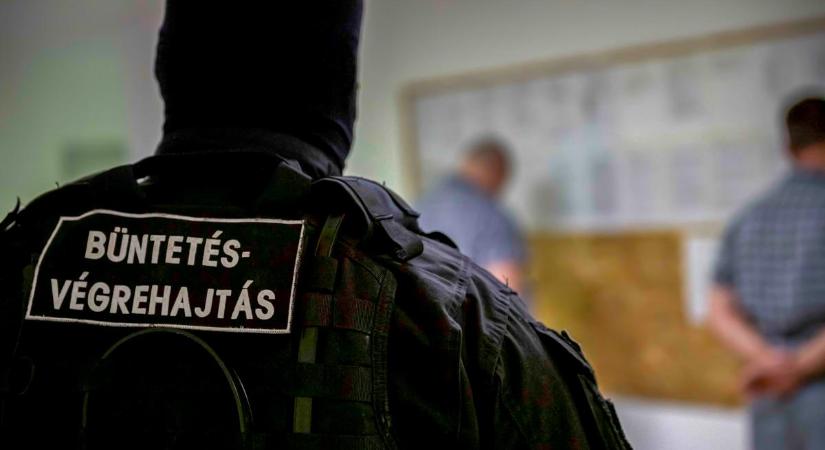 Lecsapott a Felderítő Főosztály szombathelyi börtönben - Videón az akció