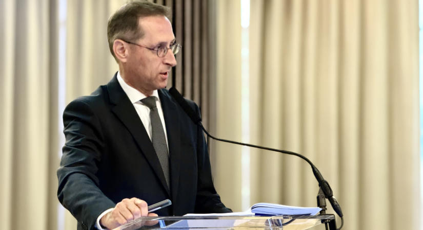 Varga Mihály: "Nem gyors, hanem sikeres euróbevezetésre van szükség"