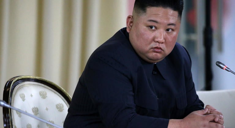 Kim Dzsongun a tiltások ellenére ismét ballisztikus rakétákat indított