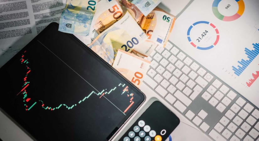 Az EU-s ranglista élén: nálunk volt a legmagasabb a deficit, meredeken nő az államadósság