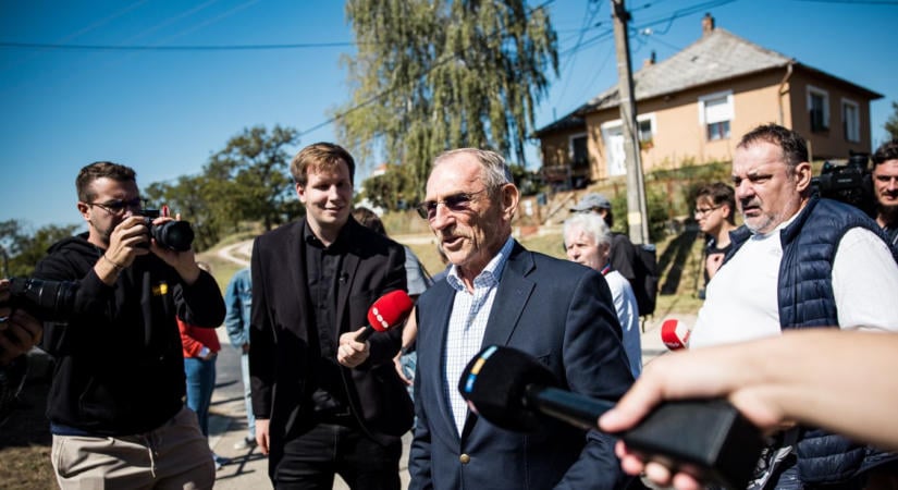 Nem kispályás a volt belügyminisztrer: ezért számít ritkaságnak Pintér Sándor Kötcsén megvillantott Wartburgja