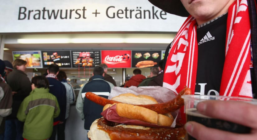 „Borzalmas volt” – kiakadtak az RB Leipzig szurkolói a stadion kolbászára