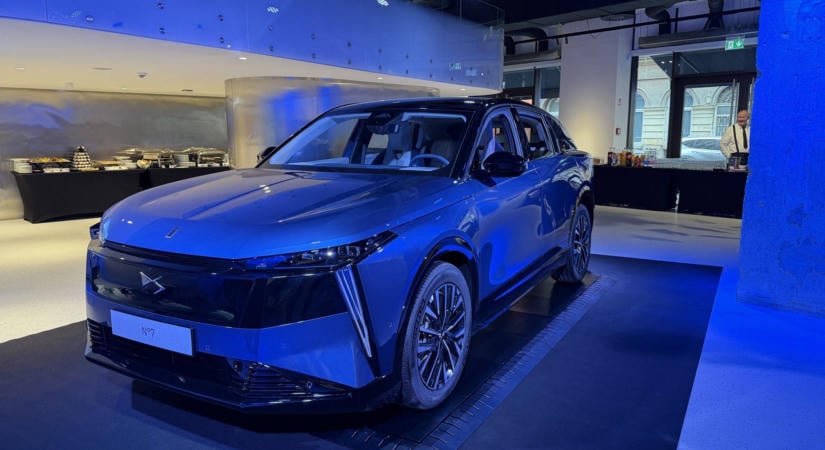 Új kihívó a kompakt SUV szegmensben – Magyarországon is bemutatkozott a DS N7