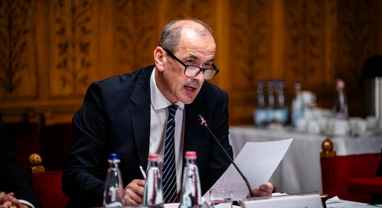 Hegedűs Zsolt bejelentette az új országos tisztifőorvost és az OGYÉI vezetőjét