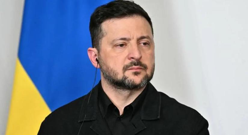 Zelenszkij: a védelmi miniszter felmentésének oka a tárca és a hadsereg vezetése közötti kommunikáció hiánya