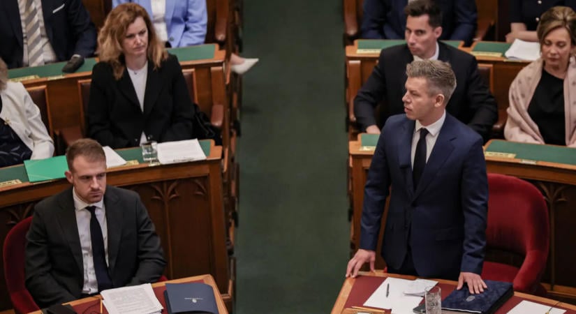 Magyar Péter bejelentette: Visszatér a parlamenti közvetítés az M1-re