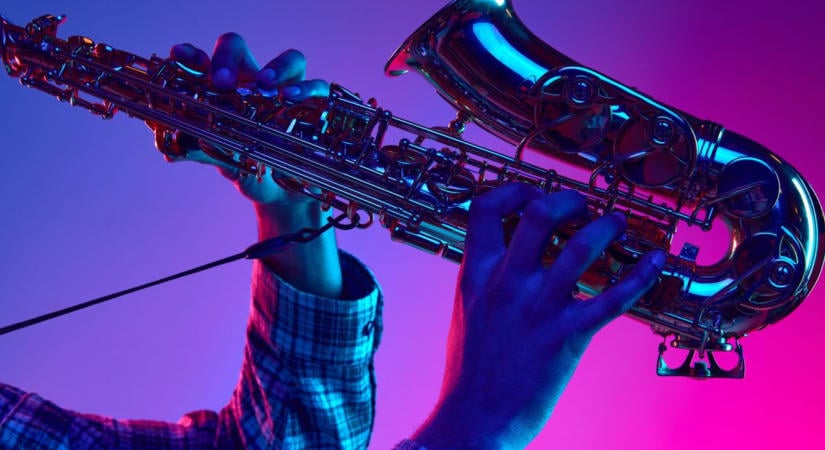 Jazzlegendák dallamai és ismert magyar előadók érkeznek Bajára