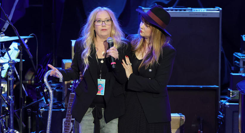 Váratlan hírt kapott betegségéről Christina Applegate – „Nem örülök, sőt rosszabbul vagyok”