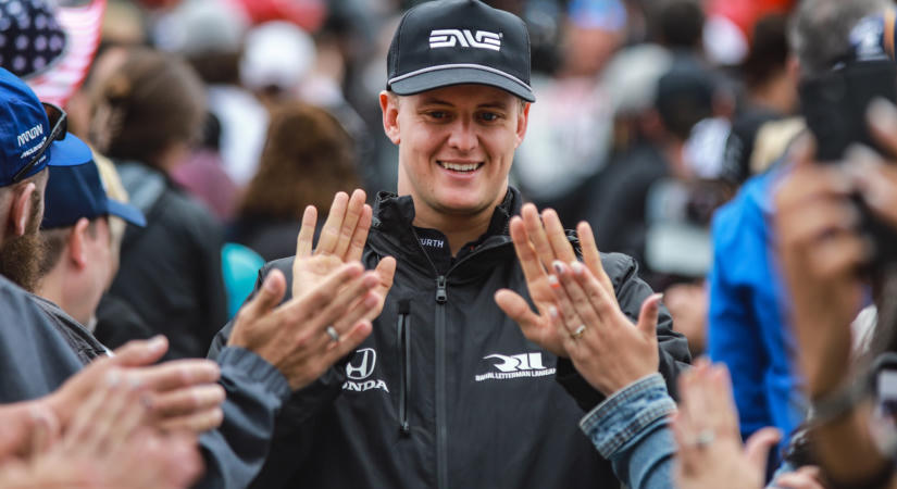Végleg eldőlt Mick Schumacher jövője