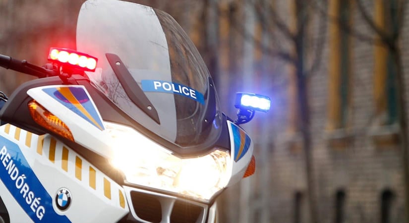 "Öt métert repültem a levegőben" – megszólalt a Baján elütött rendőrmotoros