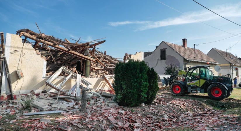 Győrvári házrobbanás: romlott a súlyosan megégett férfi állapota