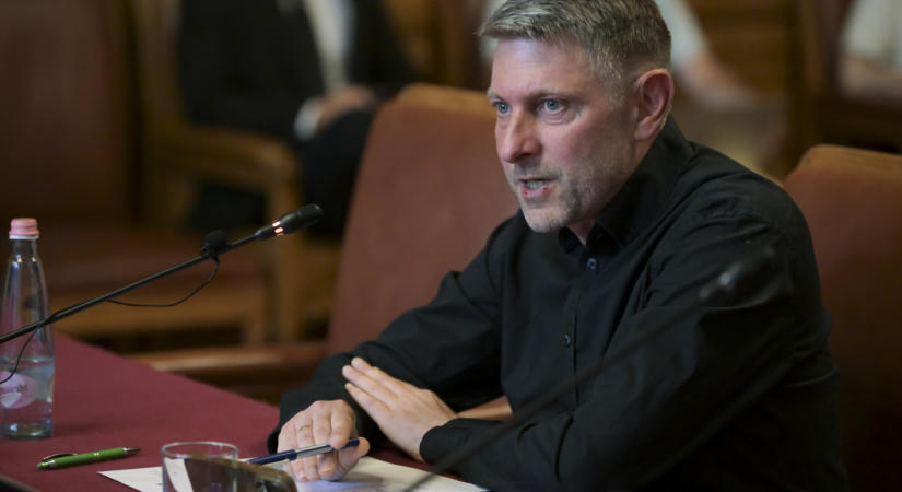 „Eleve abszurd és logikátlan feltételezés, hogy egy német–magyar meccsen magyar szurkolóként német köszöntési formát használjon” – reagált a Mi Hazánk a karlendítő Moys Zoltánról szóló cikkünkre
