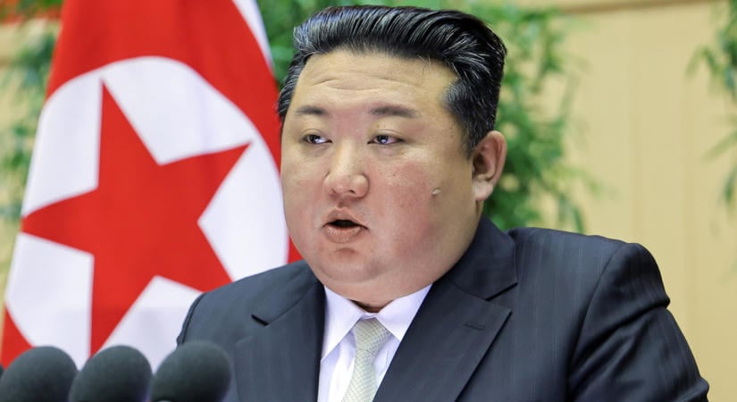 Elhagyta Észak-Koreát a diktátor