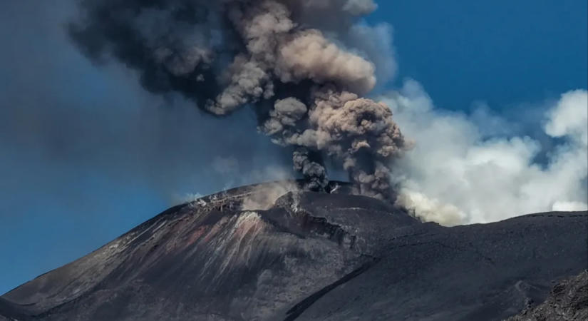 Rendetlenkedik az Etna, hektikus a cataniai reptér működése