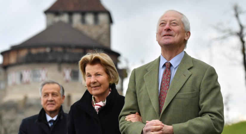 Liechtensteinben a lányok előtt is megnyílik a trónra vezető út