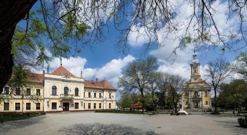 Tizenkét név került a listára, hamarosan választanak Abony fiataljai
