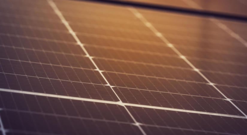 2,5 millióra számítottak, de legfeljebb 1,8 milliót kaphatnak az akkumulátorra pályázók