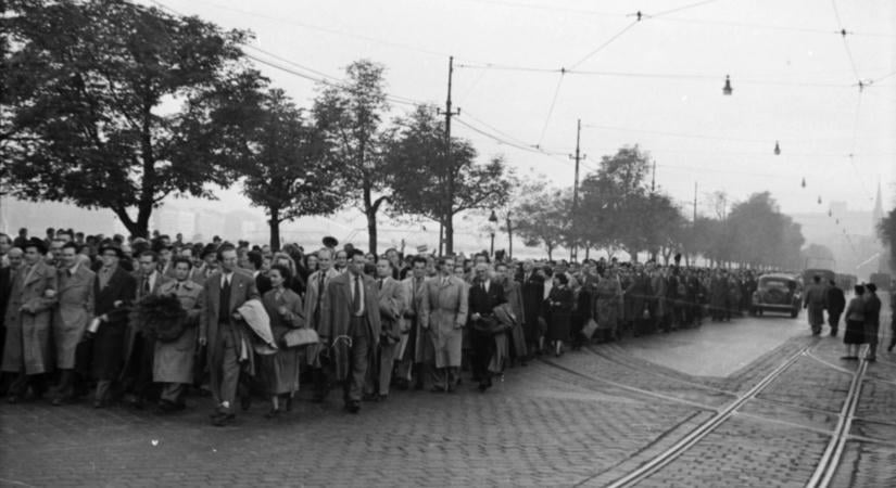 Amikor a vallási meggyőződés szabadsága újra esélyt kapott: 1956 és a kereszténydemokrácia (VIDEÓ)