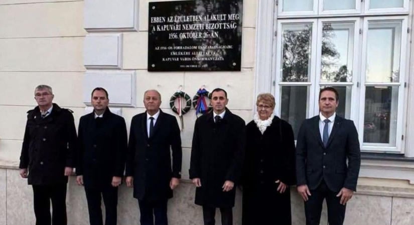 Az iskolában alakult meg a nemzeti bizttság Kapuváron, emlékeztek a hősökre
