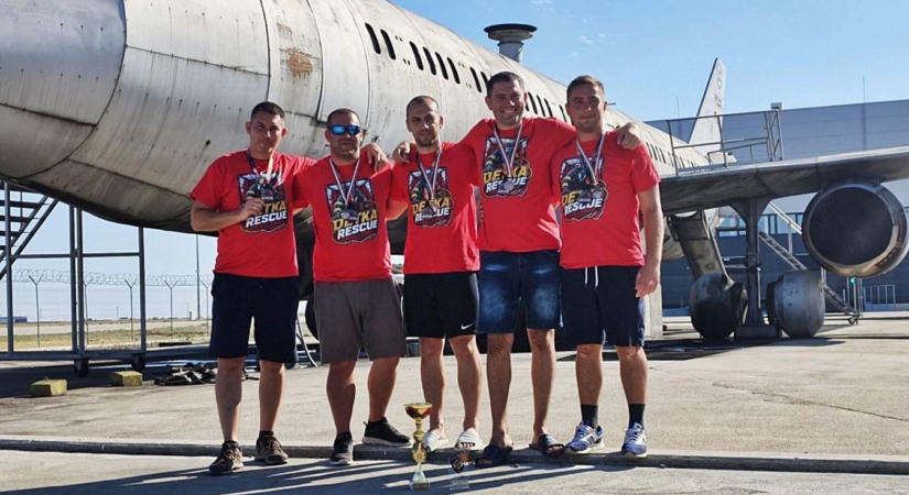 Elit tűzoltók között bizonyítottak a halasi lánglovagok