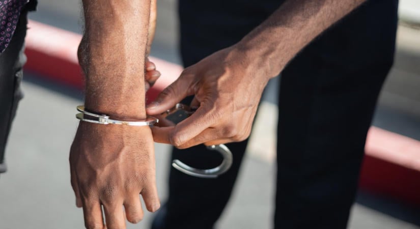 Botrány Győrben: tömeggyilkosságra készült a 16 éves gimnazista