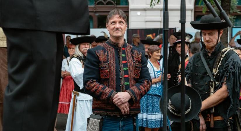 Nem igazán akarta elárulni Novák Katalin, miért adott kegyelmet Budaházy Györgynek