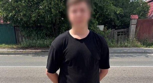 Hamis „hatósági ellenőrzéssel” vertek át egy kijevi nyugdíjast
