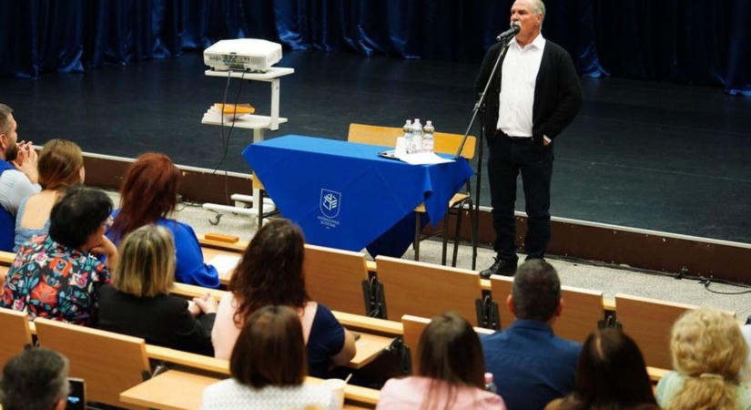 Ez nem mese: kitárul a mesevilág kapuja a nyíregyházi campuson