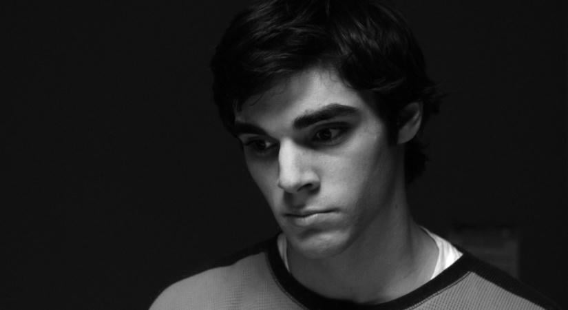 34 éves korában meghalt RJ Mitte, a Breaking Bad színésze