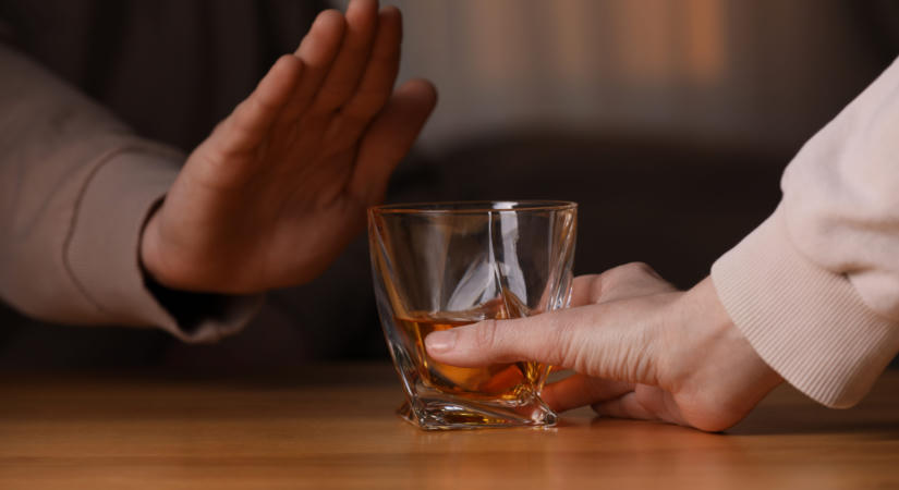Egyre több tanulmány bizonyítja: már napi egy pohár alkohol is rákkeltő lehet