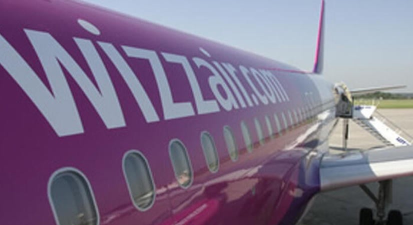 Biztonsági figyelmeztetés miatt nem szállhatott fel délután egy WizzAir-gép