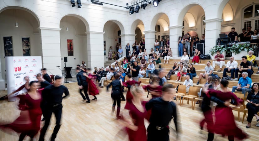 Új fesztivál indul Budapesten, ikonikus előadást láthat a közönség