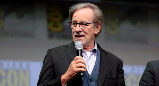 Steven Spielberg új természetfeletti thrillere megkapta a premierdátumát – YouTube-horrorból készül a The Mandela Catalogue