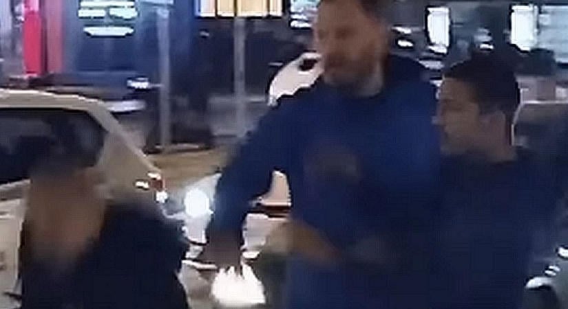 Verekedés Újvidéken a hatalom és az egyetemisták tábora között
