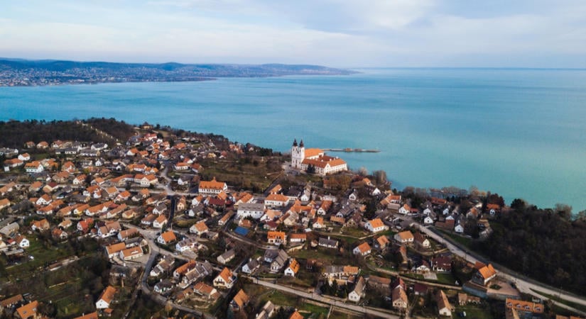 Eltűnhet a Balaton egyik hírhedt csomópontja