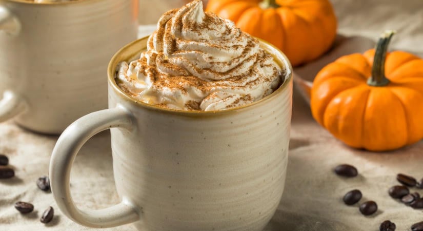 Legszívesebben egész ősszel ezt innánk: sütőtökös latte recept