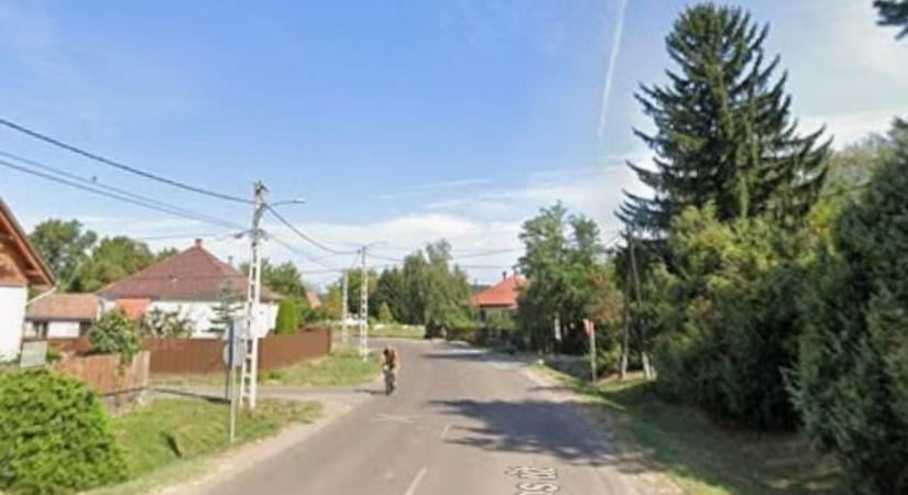 Különös stoppos tűnt fel a hevesi főút sötétjében, videón a nem mindennapi jelenet