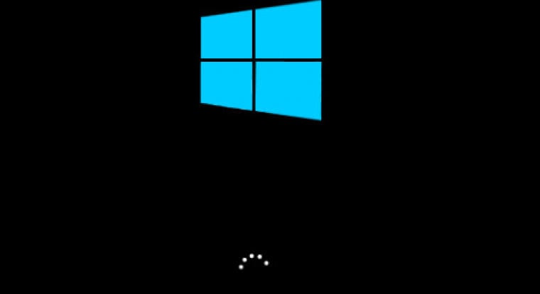 A Microsoft odacsap a Windows-kalózoknak, fontos változás jön az aktiválásban