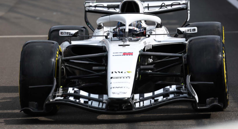Bottas tisztázta jövőjét a Cadillac váratlan vezetőváltása után
