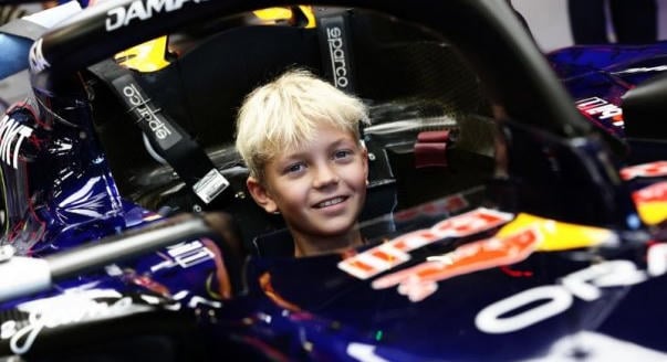 Verstappen viccelődött: Átadná a helyét Raikkönen fiának