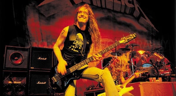 Negyven éve halt meg Cliff Burton, a Metallica basszusgitárosa