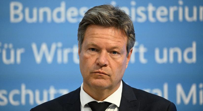 Német alkancellár: Öt percnél többet nem töltök a zuhany alatt