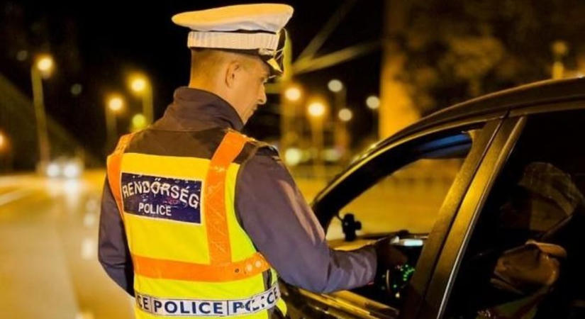 Jogsi nélkül vezetett Jászfényszarun, őrizetbe vették a rendőrök
