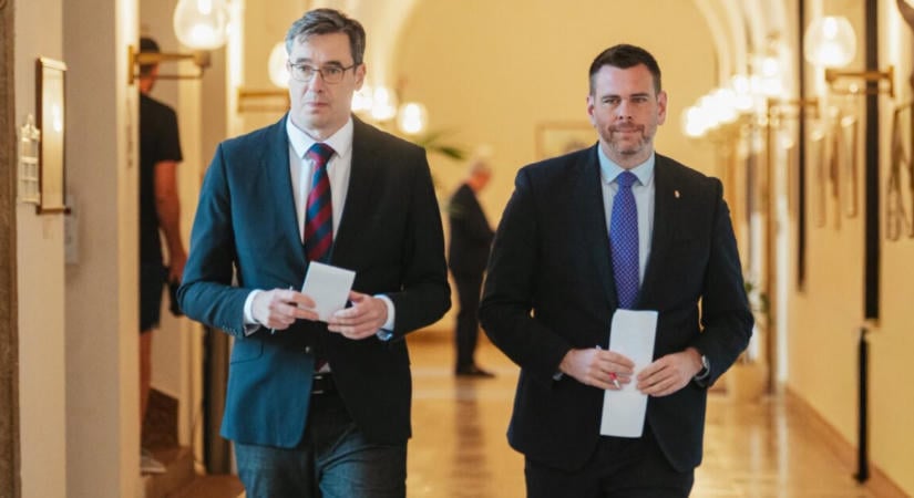 Fontos kormánybejelentéssel indult a vasárnap